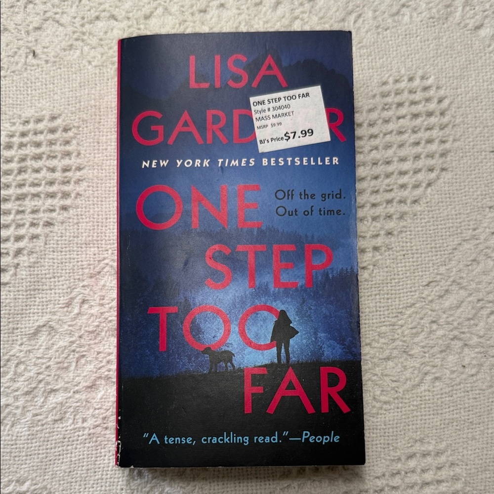 One Step Too Far by Lisa Gardner Mini Paperback